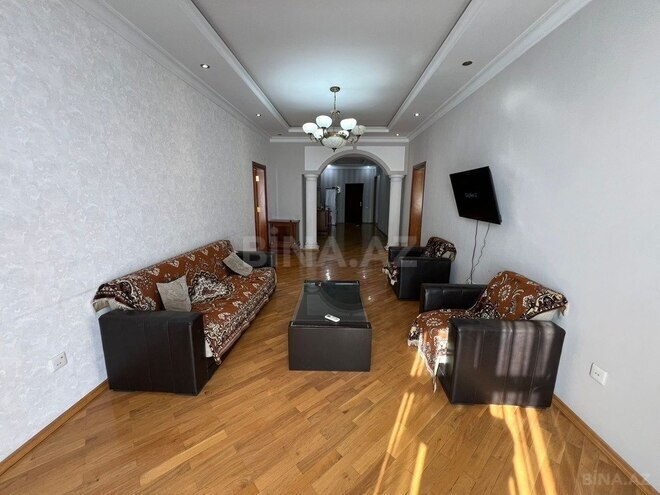 Сдаётся 2-комн. новостройка 105 м², м. Гянджлик, photo 1 from 14