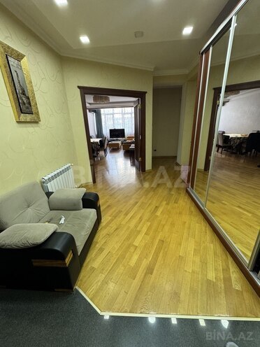 Продаётся 4-комн. новостройка 125 м², пос. Бадамдар, photo 1 from 12
