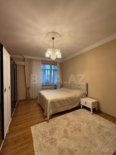Продаётся 4-комн. новостройка 180 м², м. Элмляр Академиясы, photo 7 from 17