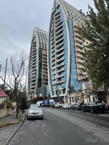 Продаётся 4-комн. новостройка 213 м², м. Элмляр Академиясы, photo 3 from 17