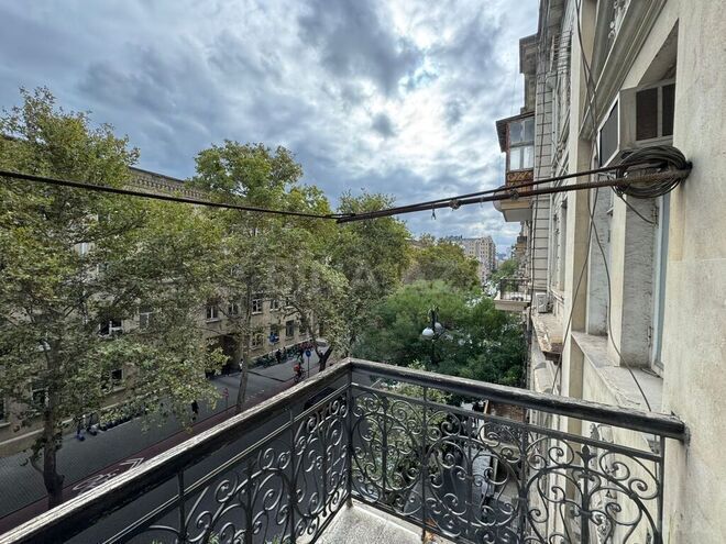 Продаётся 4-комн. вторичка 168 м², м. Сахил, photo 8 from 27