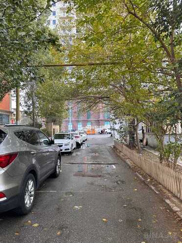 Satılır 2 otaqlı köhnə tikili 75 m², Yasamal r., photo 16 from 23