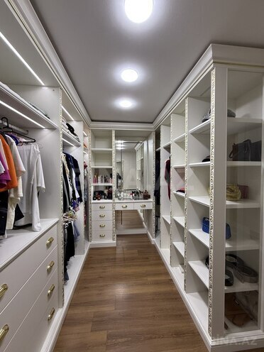 Satılır 3 otaqlı köhnə tikili 215 m², Sahil m., photo 19 from 23