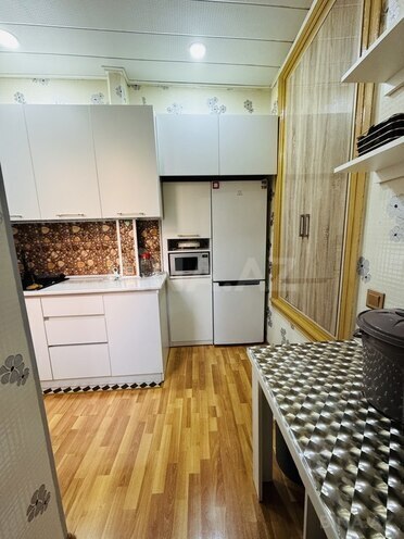 Продаётся 3-комн. вторичка 48 м², м. Ичеришехер, photo 9 from 14