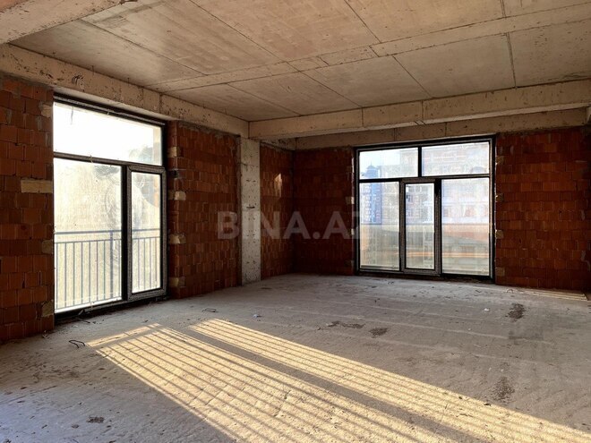 Продаётся 4-комн. новостройка 149 м², Насиминский  р., photo 10 from 11
