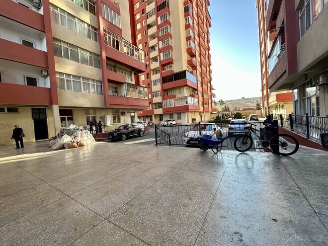 Продаётся 3-комн. новостройка 146 м², м. Нефтчиляр, photo 1 from 14