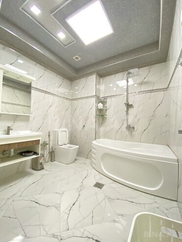 Сдаётся 3-комн. новостройка 145 м², м. 8 ноября, photo 31 from 32