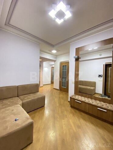 Сдаётся 3-комн. новостройка 145 м², м. 8 ноября, photo 29 from 32