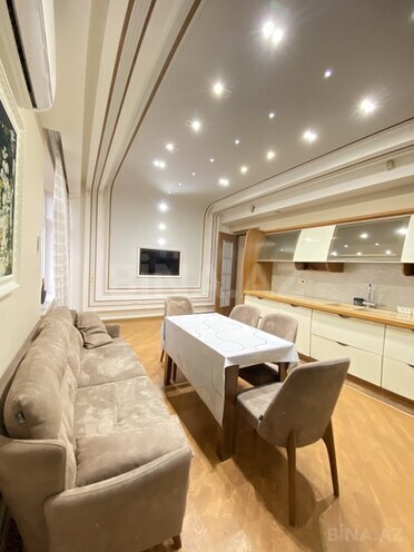 Сдаётся 3-комн. новостройка 145 м², м. 8 ноября, photo 13 from 32