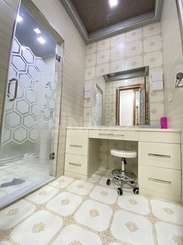 Сдаётся 3-комн. новостройка 145 м², м. 8 ноября, photo 25 from 32