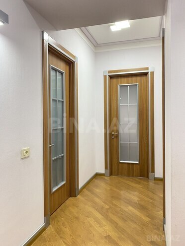 Сдаётся 3-комн. новостройка 145 м², м. 8 ноября, photo 18 from 32