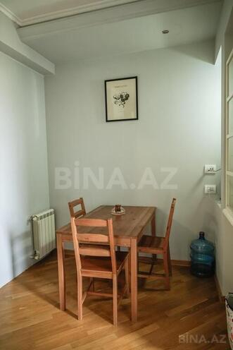 Satılır 3 otaqlı köhnə tikili 105 m², 28 May m., photo 11 from 20