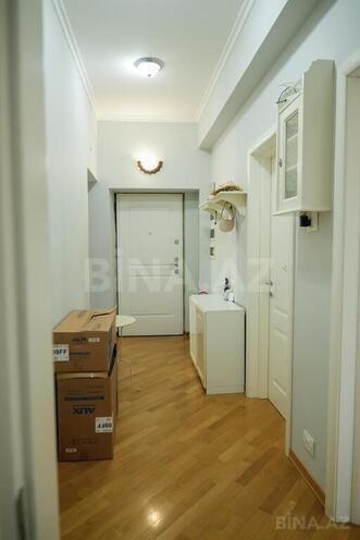 Satılır 3 otaqlı köhnə tikili 105 m², 28 May m., photo 16 from 20