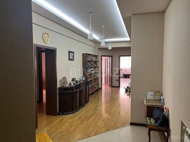 Продаётся 4-комн. новостройка 185 м², м. Элмляр Академиясы, photo 12 from 13