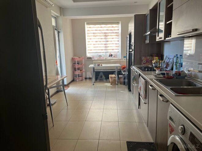 Продаётся 4-комн. новостройка 185 м², м. Элмляр Академиясы, photo 8 from 13
