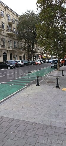 Satılır 1 otaqlı köhnə tikili 30 m², 28 May m., photo 12 from 27