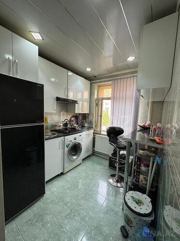 Satılır 3 otaqlı köhnə tikili 50 m², Nizami m., photo 10 from 12