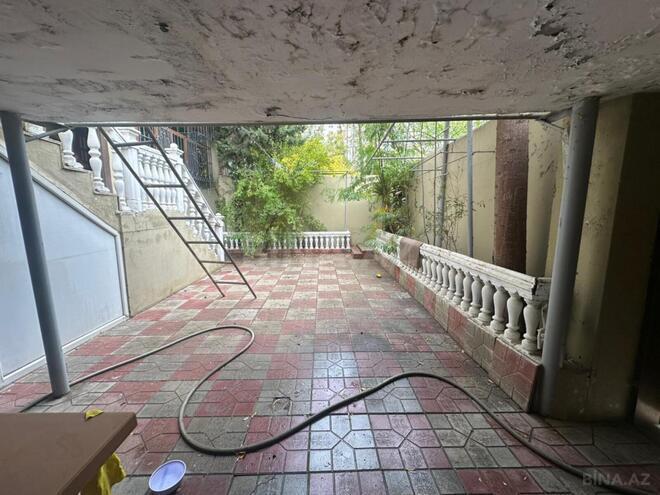 Продаётся 5-комн. вторичка 160 м², м. Кара Караев, photo 28 from 30