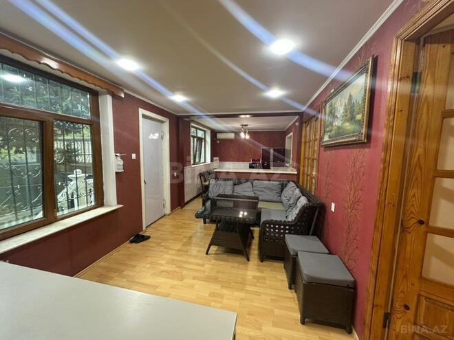 Продаётся 5-комн. вторичка 160 м², м. Кара Караев, photo 11 from 30