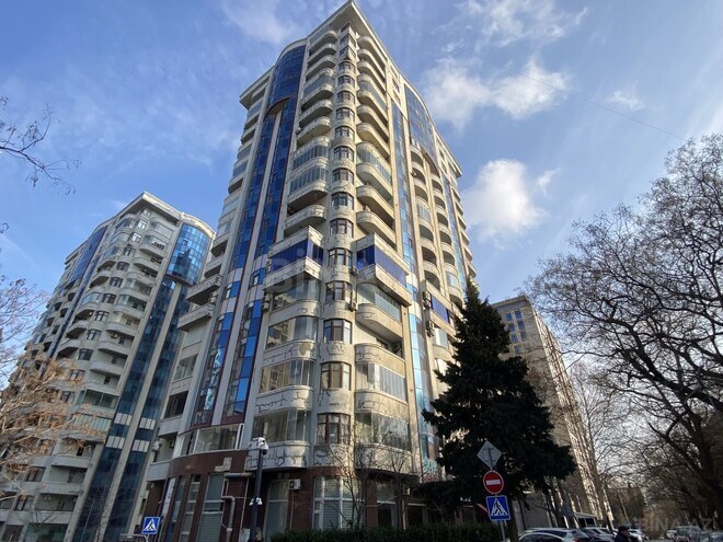 Satılır 4 otaqlı yeni tikili 210 m², Nəsimi r., photo 1 from 24