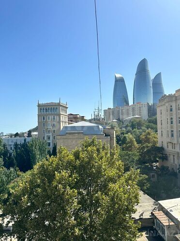 Satılır 5 otaqlı köhnə tikili 200 m², İçəri Şəhər m., photo 17 from 22