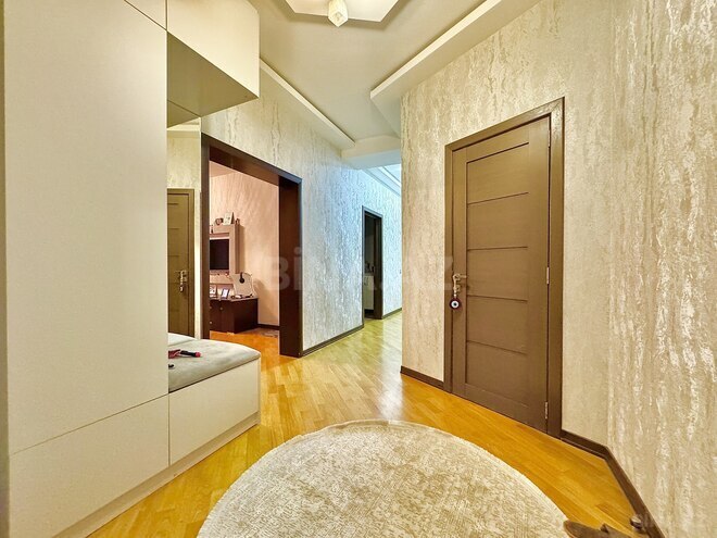Продаётся 2-комн. новостройка 103 м², м. Кара Караев, photo 13 from 14