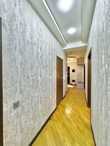 Продаётся 2-комн. новостройка 103 м², м. Кара Караев, photo 11 from 14