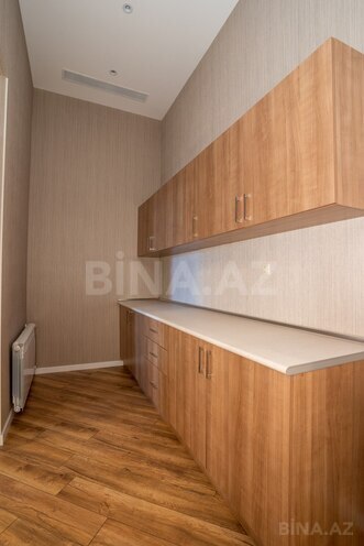 Сдаётся 5-комн. вторичка 291.6 м², м. Ичеришехер, photo 15 from 21
