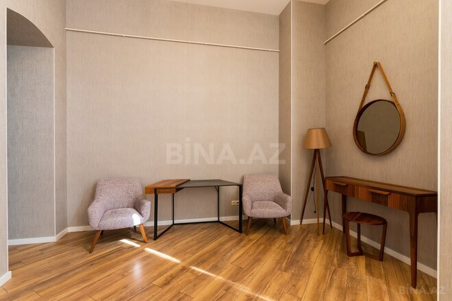 Сдаётся 5-комн. вторичка 291.6 м², м. Ичеришехер, photo 9 from 21