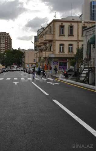 Satılır 3 otaqlı köhnə tikili 80 m², 28 May m., photo 12 from 13