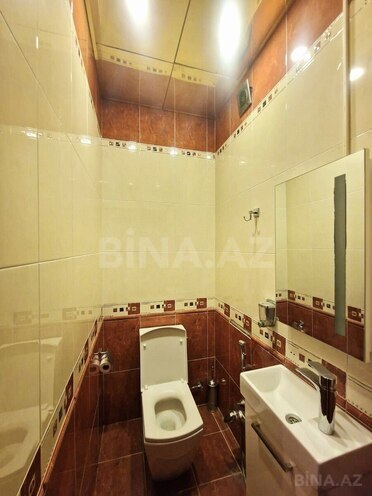 Сдаётся 3-комн. новостройка 165 м², м. Низами, photo 17 from 19