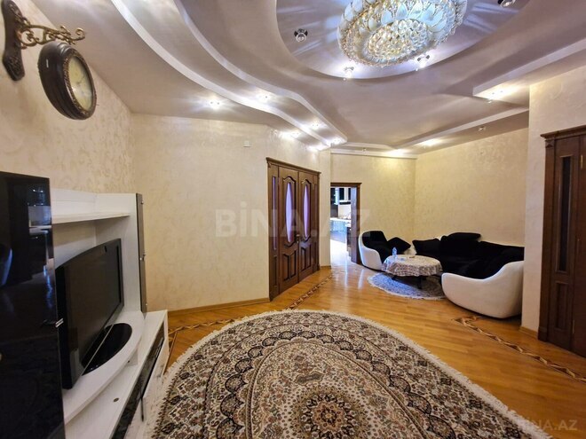 Сдаётся 3-комн. новостройка 165 м², м. Низами, photo 14 from 19