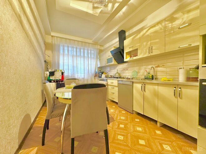 Продаётся 2-комн. новостройка 103 м², м. Кара Караев, photo 3 from 14