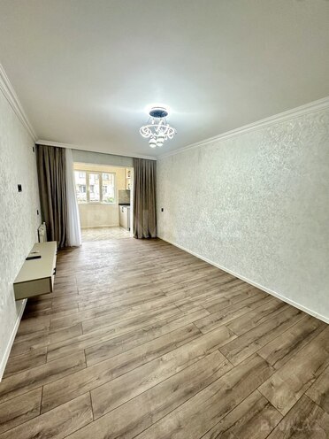Satılır 2 otaqlı köhnə tikili 36 m², Xalqlar Dostluğu m., photo 4 from 14