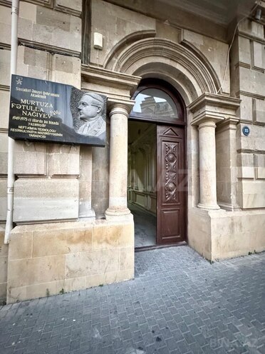 Продаётся 4-комн. вторичка 125 м², м. Ичеришехер, photo 3 from 21