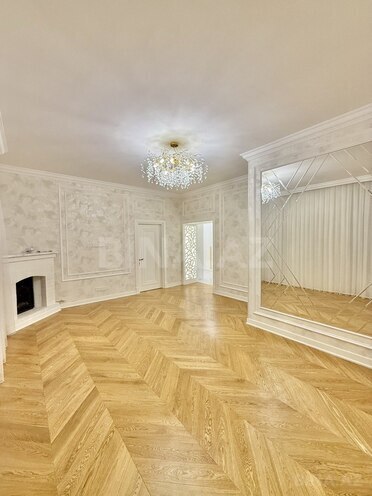 Satılır 4 otaqlı köhnə tikili 130 m², İçəri Şəhər m., photo 6 from 19