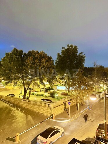 Satılır 4 otaqlı köhnə tikili 130 m², İçəri Şəhər m., photo 4 from 19