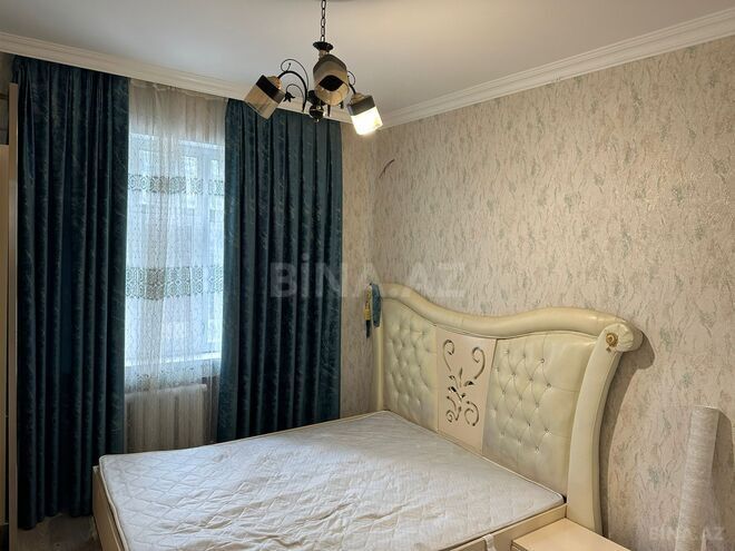 Продаётся 2-комн. вторичка 65 м², м. Ази Асланов, photo 4 from 10