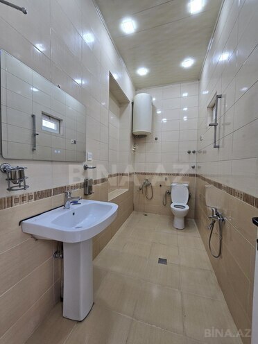 Продаётся 2-комн. вторичка 60 м², м. Низами, photo 8 from 9