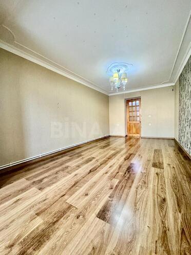 Продаётся 3-комн. вторичка 80 м², м. Элмляр Академиясы, photo 4 from 12