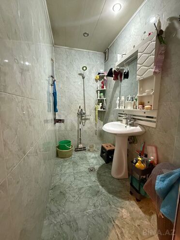 Продаётся 2-комн. вторичка 65 м², м. Ази Асланов, photo 11 from 13