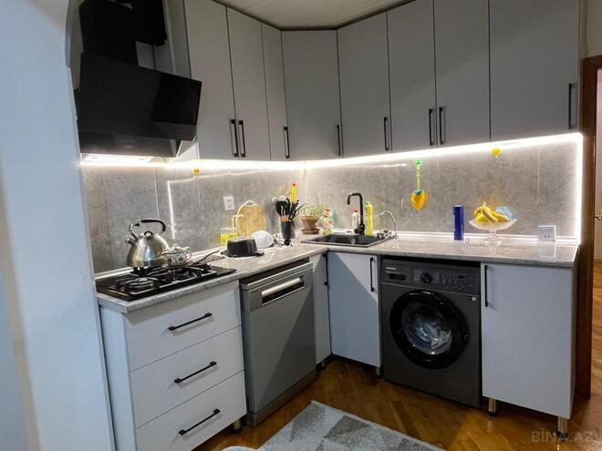 Продаётся 2-комн. вторичка 65 м², м. Ази Асланов, photo 3 from 10