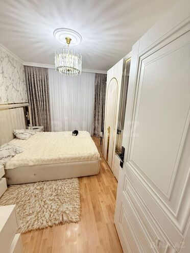 Продаётся 4-комн. вторичка 78 м², м. Ази Асланов, photo 3 from 14