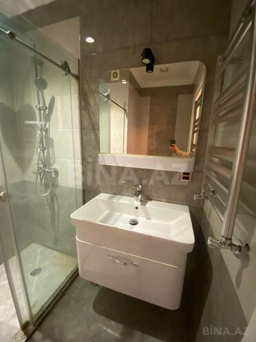 İcarəyə verilir 3 otaqlı yeni tikili 159 m², 28 May m., photo 25 from 30