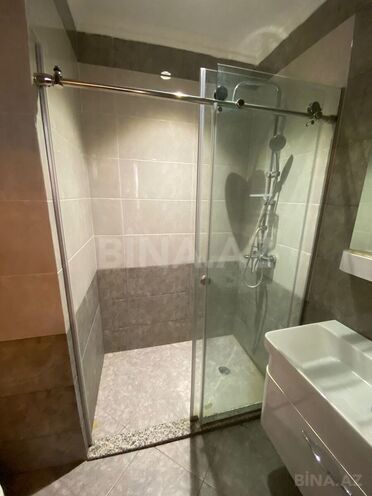 İcarəyə verilir 3 otaqlı yeni tikili 159 m², 28 May m., photo 23 from 30