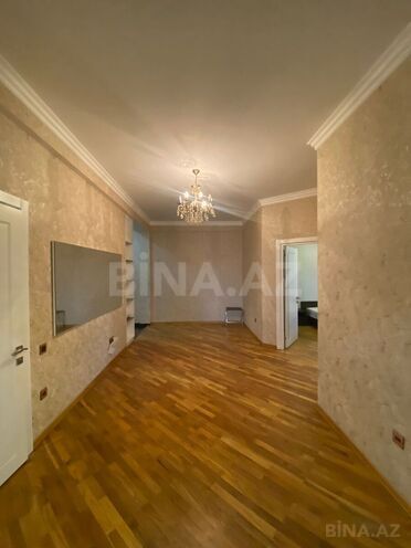 İcarəyə verilir 3 otaqlı yeni tikili 159 m², 28 May m., photo 17 from 30