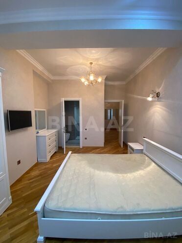 İcarəyə verilir 3 otaqlı yeni tikili 159 m², 28 May m., photo 20 from 30