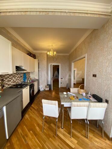 İcarəyə verilir 3 otaqlı yeni tikili 159 m², 28 May m., photo 3 from 30