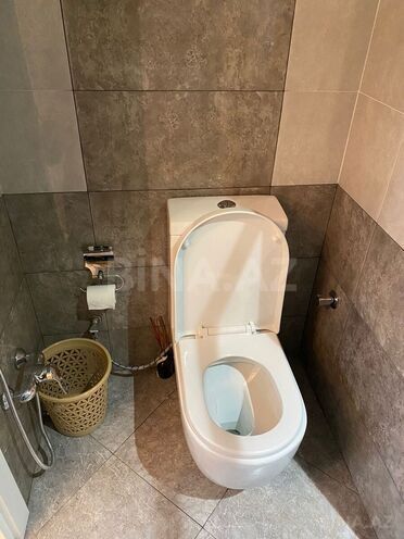 İcarəyə verilir 3 otaqlı yeni tikili 159 m², 28 May m., photo 21 from 30