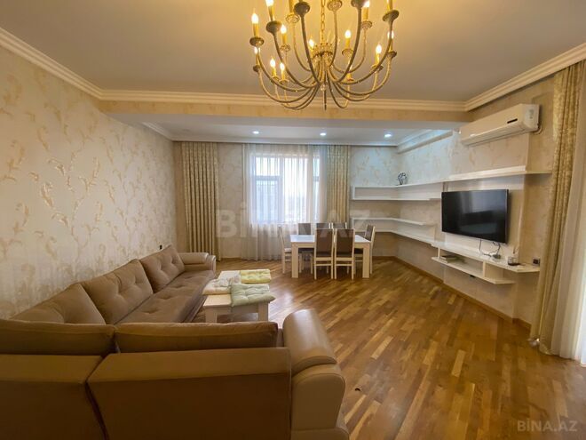 İcarəyə verilir 3 otaqlı yeni tikili 159 m², 28 May m., photo 8 from 30